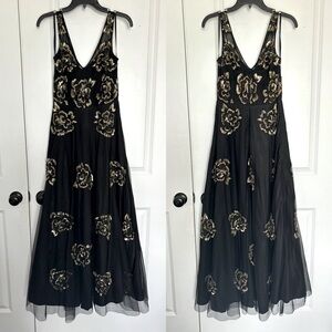 Aidan Mattox Black Tulle Gold Floral Beaded V-neck A-line Maxi Dress Gown 4
